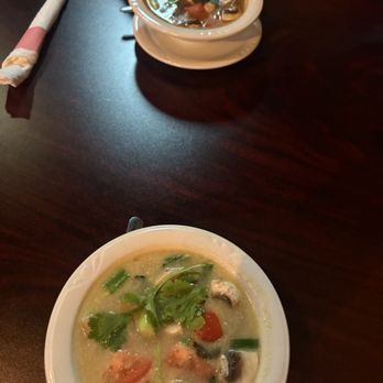 Thai Lom Cuisine - Thai Near Me - Cincinnati, Ohio Thai Lom Cuisine - Thai Near Me - Cincinnati, Ohio