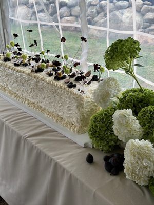 Aldo's Bakery by null