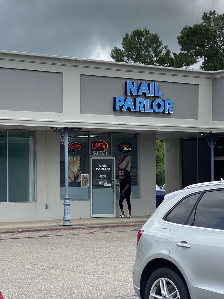 Nail Parlor Logo