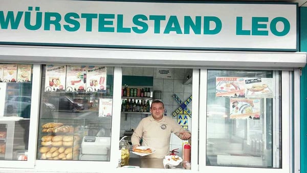 Leo's Sausage Stand by null