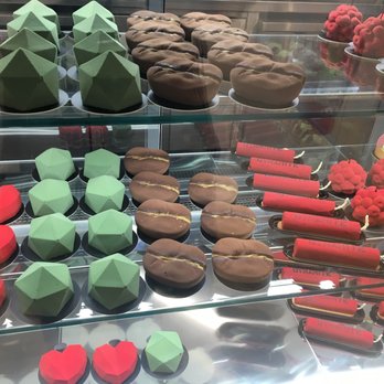 Jonquils Cafe & Bakery - Cafes Near Me - Boston, Massachusetts