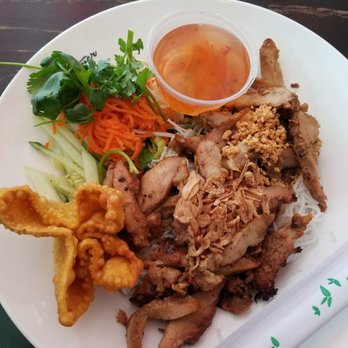 Pho Tower - Grilled chicken with vermicelli and a shrimp rangoon - Vietnamese Near Me - Kansas City, Missouri Pho Tower - Grilled chicken with vermicelli and a shrimp rangoon - Vietnamese Near Me - Kansas City, Missouri