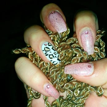 Fresh Salon & Spa - Pretty, simple, elegant. - Nail Salons Near Me - Rodeo, California Fresh Salon & Spa - Pretty, simple, elegant. - Nail Salons Near Me - Rodeo, California