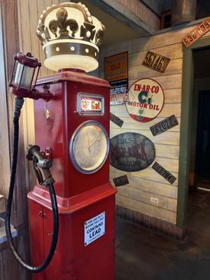 Portillo's & Barnelli's Niles by null