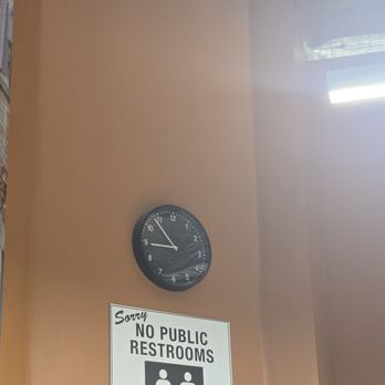 Rinse & Run Laundry Company - The time in the evening this occurred the laundromat closes at 10p - Laundromat Near Me - La Mesa, California Rinse & Run Laundry Company - The time in the evening this occurred the laundromat closes at 10p - Laundromat Near Me - La Mesa, California