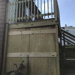 Hulse Contracting & Construction - Misc framing and privacy wall