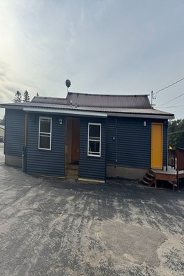 Sunset Tavern by null