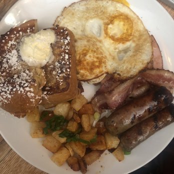 Milkweed - Morning madness with French toast - New American Near Me - Boston, Massachusetts