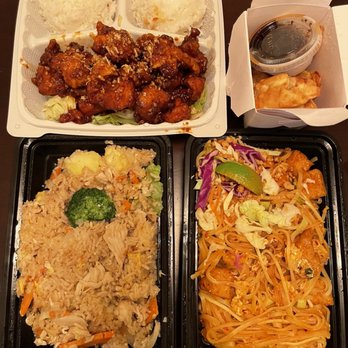 Thai U Up - Crispy chicken and rice and pot stickers - Thai Near Me - Seattle, Washington Thai U Up - Crispy chicken and rice and pot stickers - Thai Near Me - Seattle, Washington