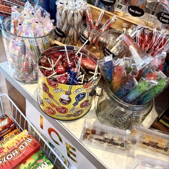Harley's Sweet Spot - Candy Makes Everything Feel Better - Candy Stores Near Me - Woodstock, New York