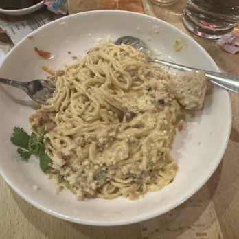 Nonni's Italian Bistro - Spaghetti carbonara - Italian Near Me - Seaside, Oregon