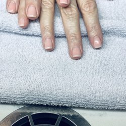 Keys  Nails by Alina - Jimmy gel polish my client mentioned it lasted 2 1/2 weeks. She in the medical field always taking off her latex gloves. So that's a plus!!