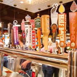 Puckett's Restaurant - Local brews, always on tap.