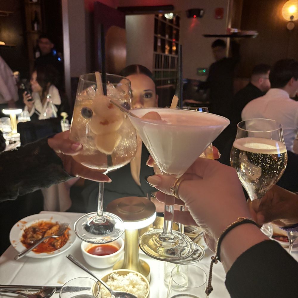 Philippe Chow - Drinks, Lychee Martjni, Prosecco, Pearl Sangria - Chinese Near Me - Washington, DC, District of Columbia Philippe Chow - Drinks, Lychee Martjni, Prosecco, Pearl Sangria - Chinese Near Me - Washington, DC, District of Columbia