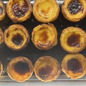 A Brasileira - Pasteis de nata - Cafes Near Me - Lisbon, 11