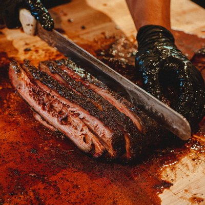 Junebug's BBQ by null