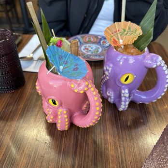 Eem - That's It, That's All & Thai Tea - Cocktail Bars Near Me - Portland, Oregon