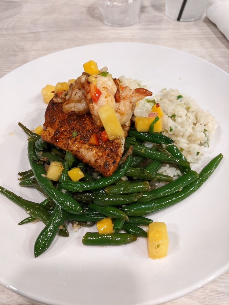 MAHI’S - 304 Photos & 190 Reviews - 615 Atlantic Ave, Virginia Beach ...