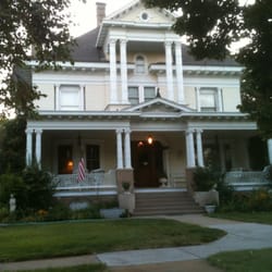 Cambridge Bed & Breakfast - Cambridge B&B at dusk.