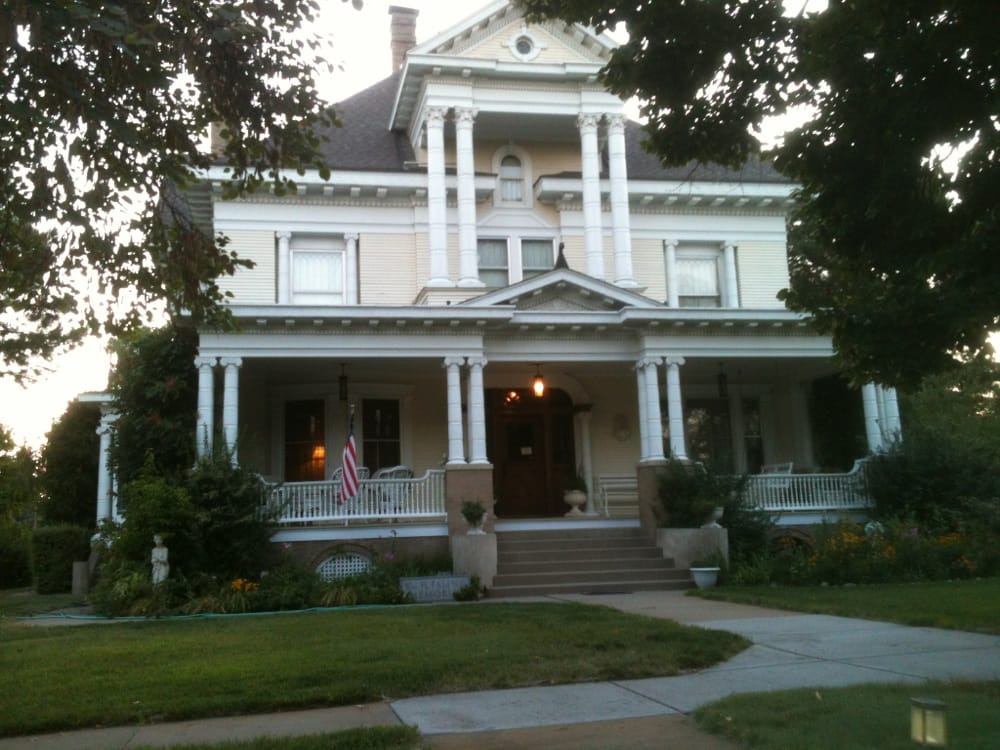 CAMBRIDGE BED & BREAKFAST Updated June 2024 606 Parker St