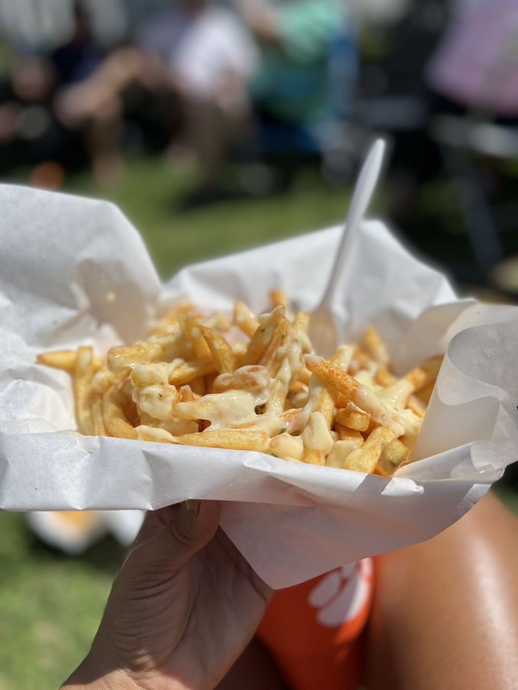 CURRYWURST TRUCK SARASOTA Updated August 2024 13 Photos Nokomis, Florida Food Trucks