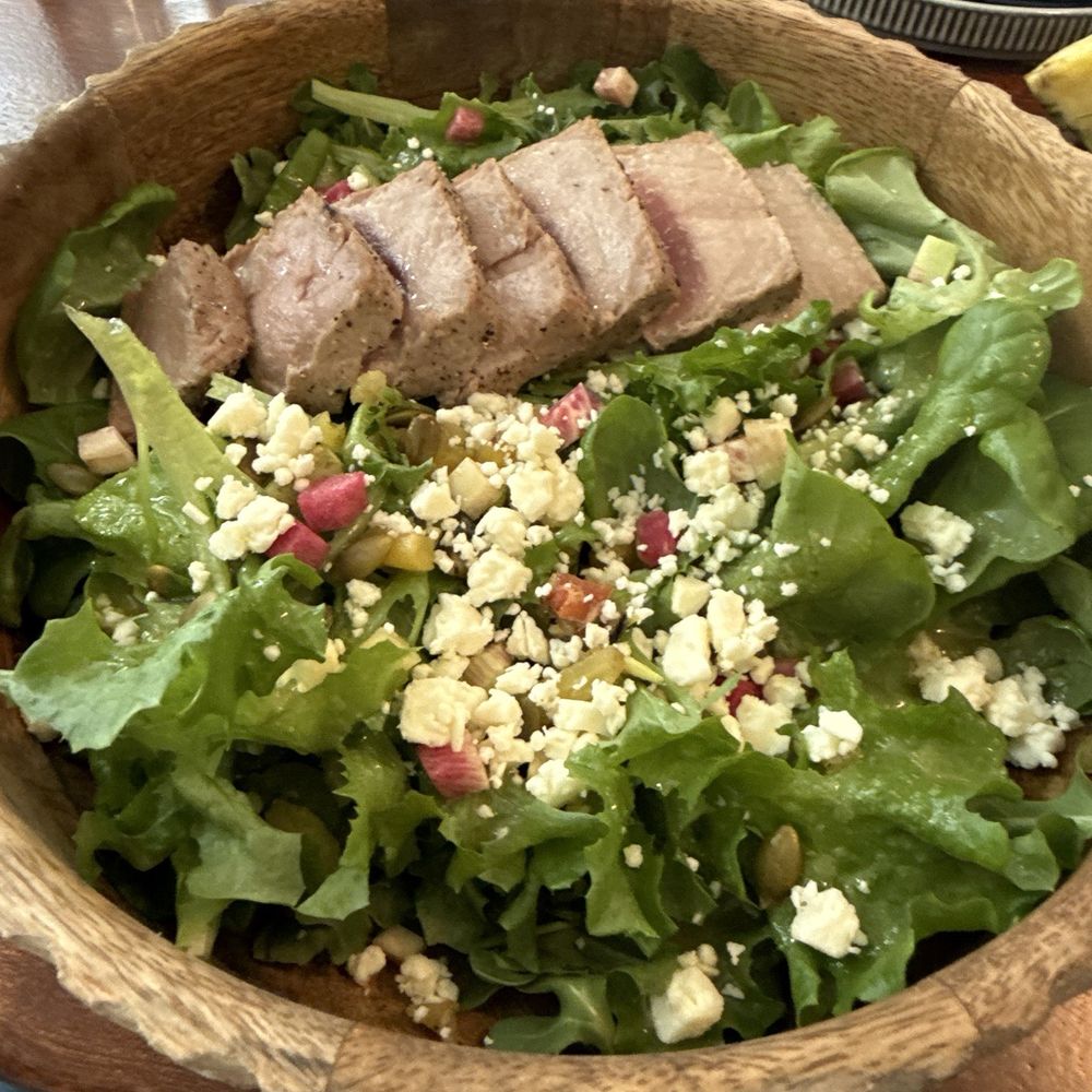 Caribbean Salad with Tuna