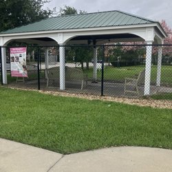 Boynton Village Park And Dog Park - Covered pavilion