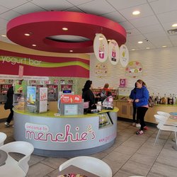 Menchie's Sherman Commons - Nice surprise to find this after catfish lunch today
