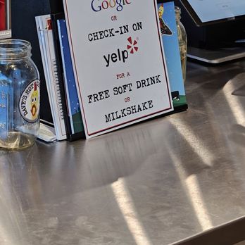 Dave's Hot Chicken - Free! - Chicken Shop Near Me - Wayne, New Jersey