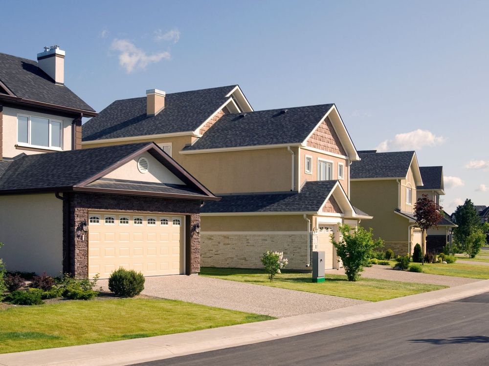 Slide of Pro Roofing Solutions