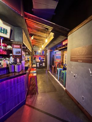 Golmok Market Bar by null