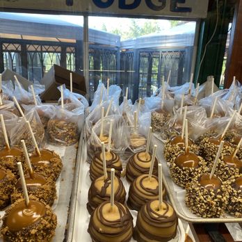 Abel's Apple Acres - Hard to choose - Bakeries Near Me - Placerville, California Abel's Apple Acres - Hard to choose - Bakeries Near Me - Placerville, California