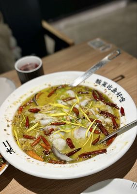 TAI ER SICHUAN CUISINE 太二酸菜鱼 (FLUSHING) by null