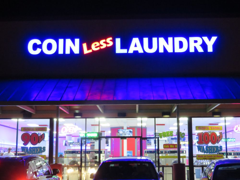 COIN LESS LAUNDRY Updated September 2024 31 Photos 1620 N 36th St