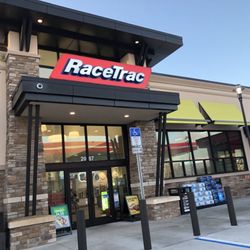 Racetrack - Front walk in