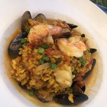 Geoffrey's Malibu - Seafood Paella - Seafood Near Me - Malibu, California