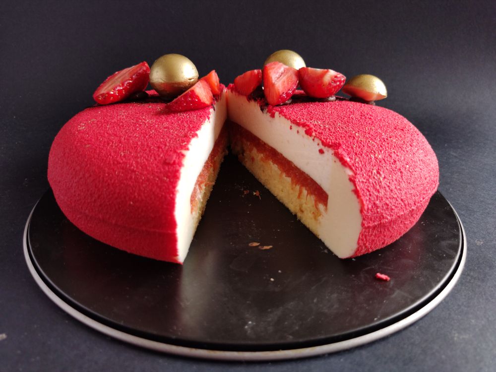 RASPBERRY CAKE Updated September 2024 1707 Merrill Ave, Wausau