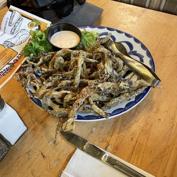 El Pinto - Pepper stops appetizer. Definitely get this unique pepper dish. - New Mexican Cuisine Near Me - Albuquerque, New Mexico