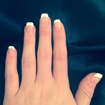 Lincoln Nails & Spa - Short acrylic nails by Linda! - Nail Salons Near Me - Venice, California