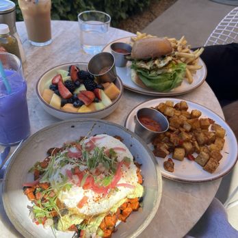 Weft & Warp Art Bar + Kitchen - Breakfast & Brunch Near Me - Scottsdale, Arizona Weft & Warp Art Bar + Kitchen - Breakfast & Brunch Near Me - Scottsdale, Arizona