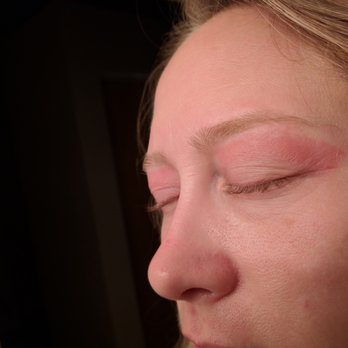 Threading Plus Beauty Salon - Sore, red eyelids after their wax - Hair Salons Near Me - Chicago, Illinois