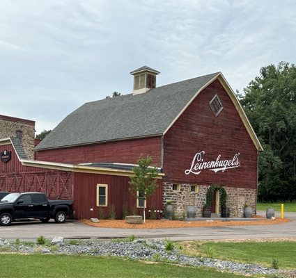 Leinie Lodge by null
