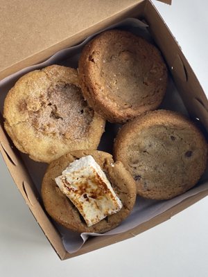 Lowrider Cookie Company by null