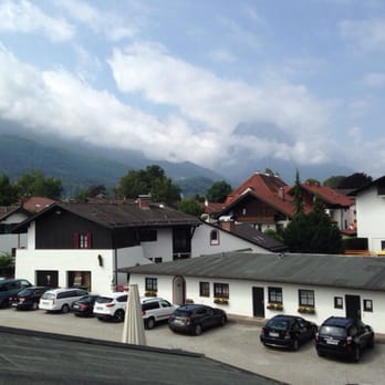 Garmischer Hof - Nice view. - Hotels Near Me - Garmisch-Partenkirchen, BY