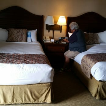 Bahia Resort Hotel - Big room with great beds. - San Diego, CA