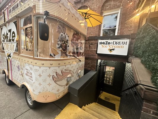 SMiZE and DREAM Flavor Studio by null