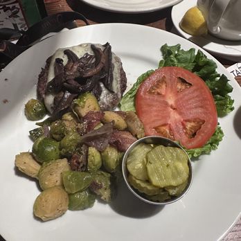Blue Ridge Grill - Mushroom Swiss Burger - American Near Me - Ashburn, Virginia