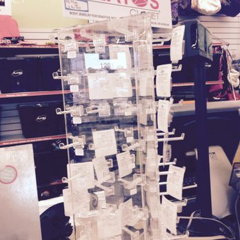Plato's Closet - Accessories Near Me - Anchorage, Alaska