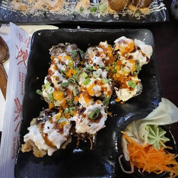 Naruto 88 Bistro - Chunky Monkey Roll - I had higher expectations for this than what my taste buds experience but delicious none the less! - Sushi Bars Near Me - Miami, Florida