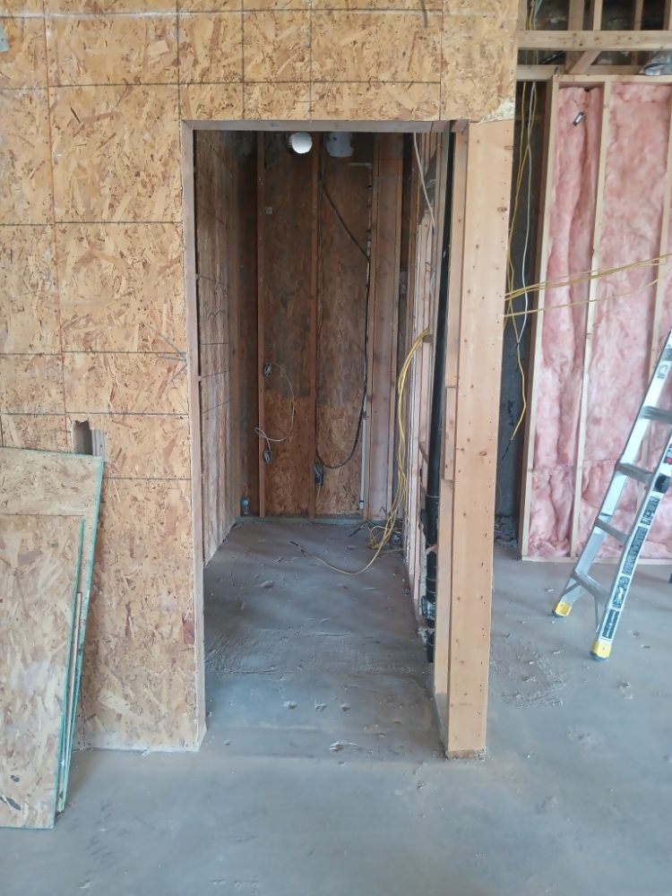 Slide of Lujan Handyman Services